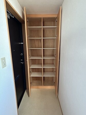 LYNX日本橋本町の物件内観写真